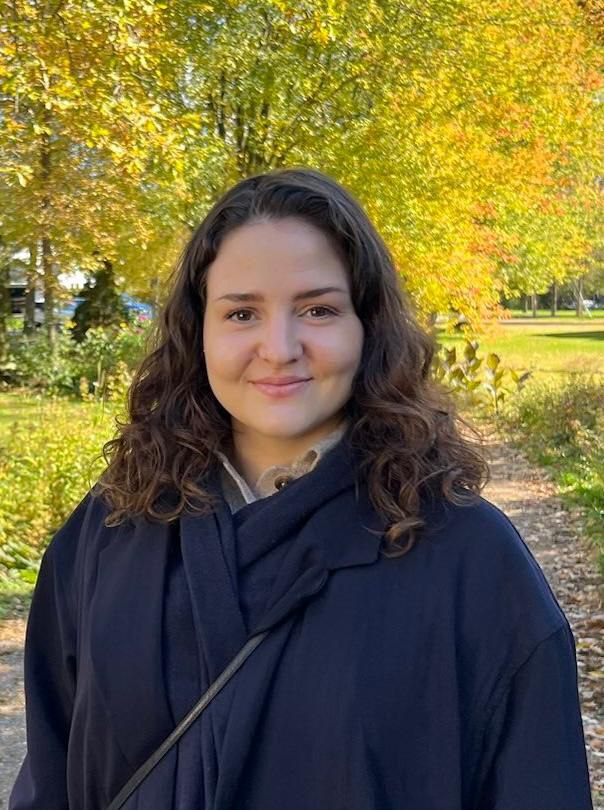 Portrait de Cassandra Harrison, enseignante